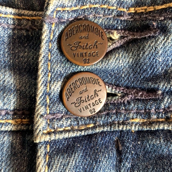 🔥 2/$15 Abercrombie jean shorts - Picture 3 of 5
